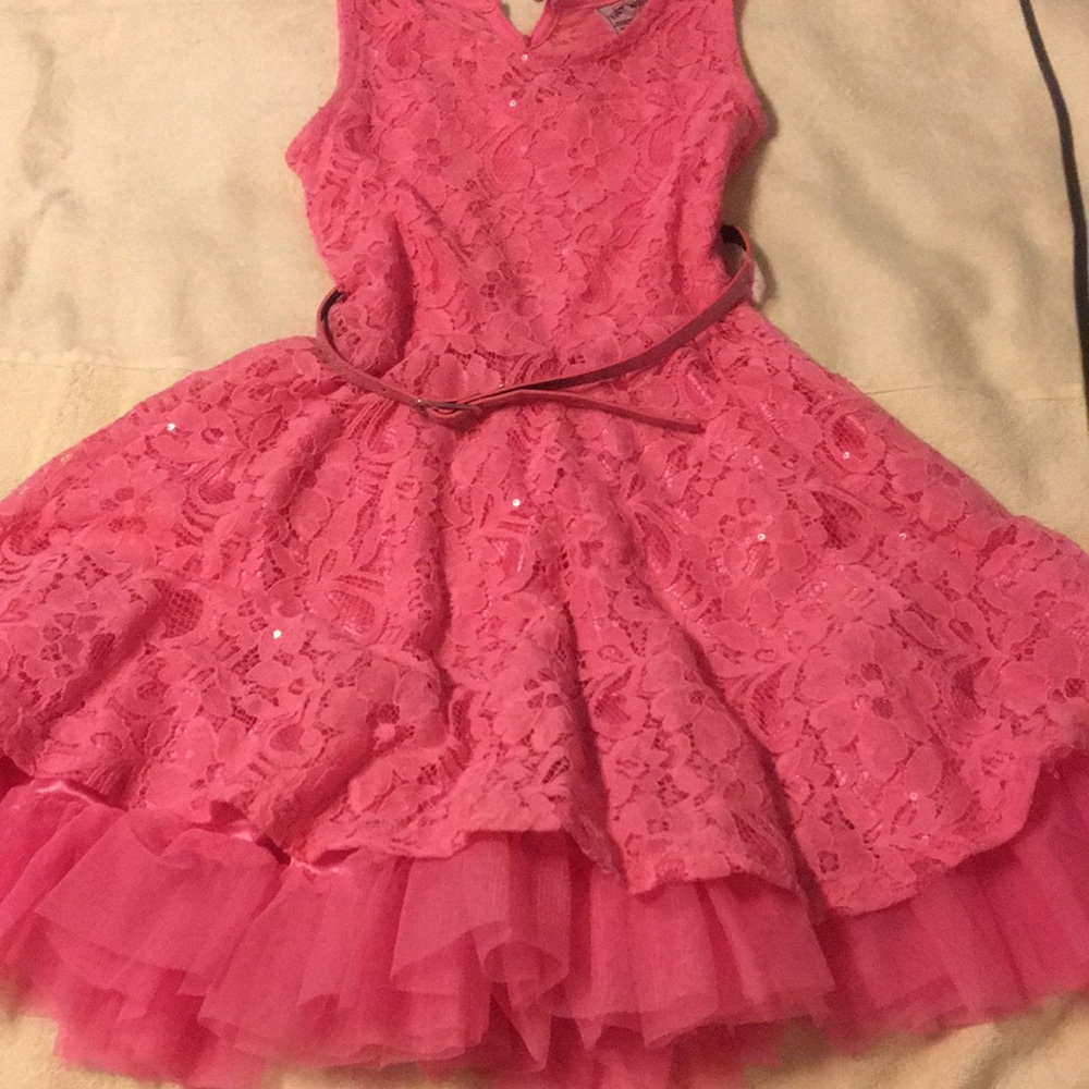 Girls dress size 4